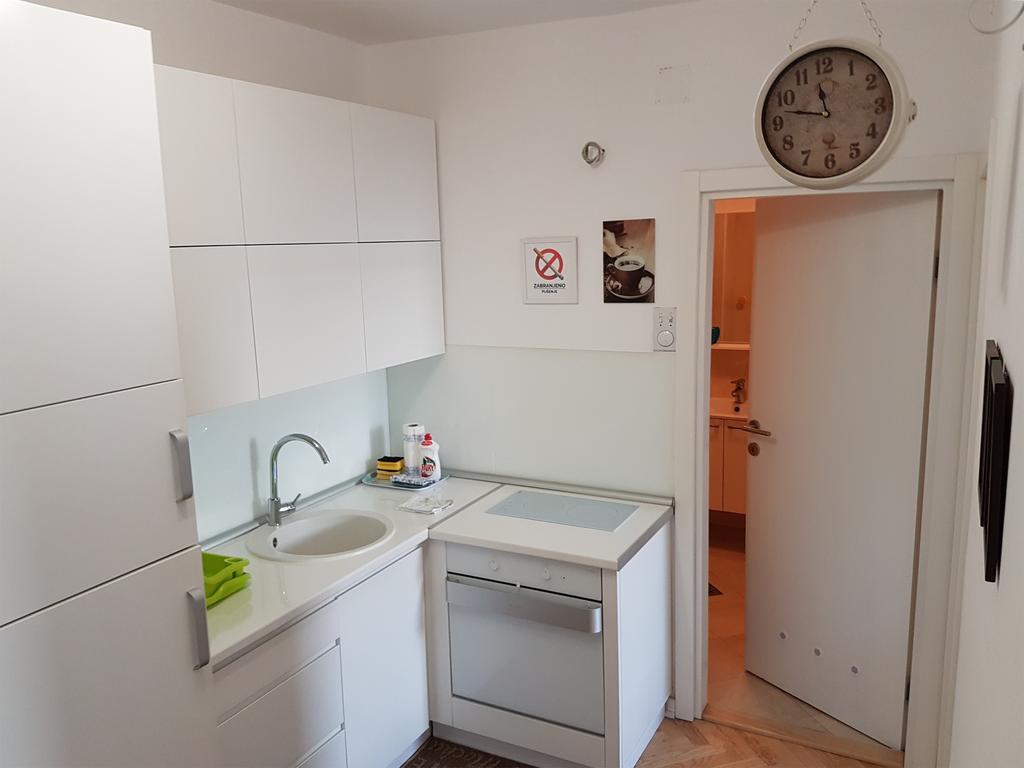 Apartment Simic Valjevo Buitenkant foto